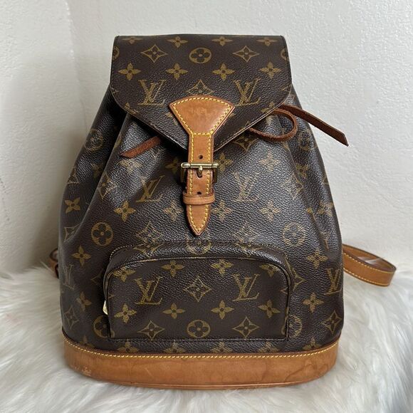 💯Authentic Louis Vuitton Monogram Backpack Small size🍀 - Picture 15 of 17